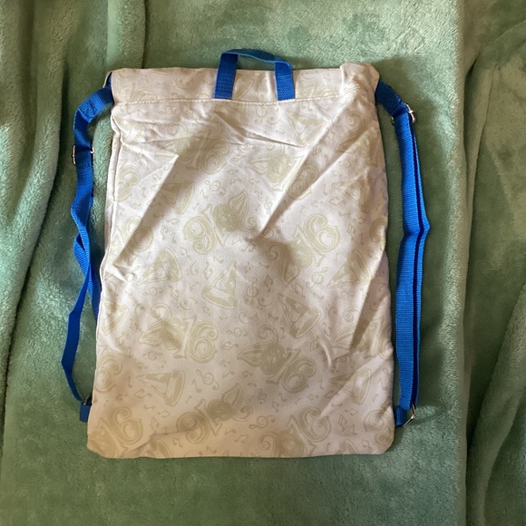 2016 Walt Disney World Park Embroidered Canvas Drawstring Backpack - Picture 2 of 6